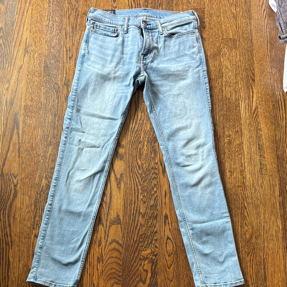 Abercrombie & Fitch Light Wash Skinny Jeans
